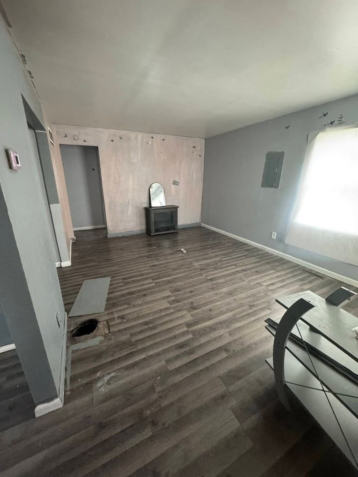 628 W Home Ave - Photo 5 of 20