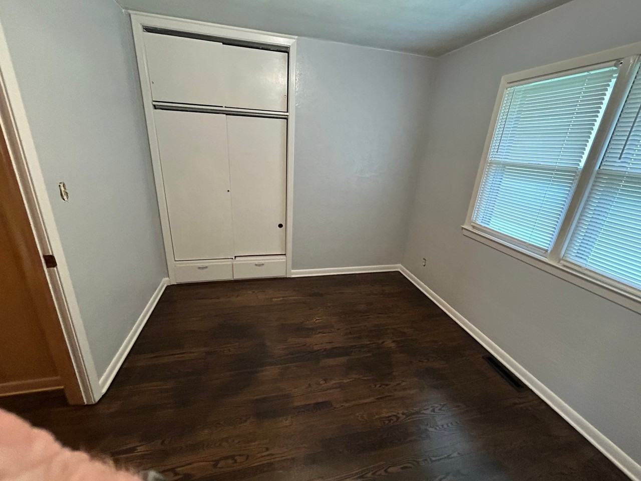 1941 S Vermont Ave - Photo 5 of 6