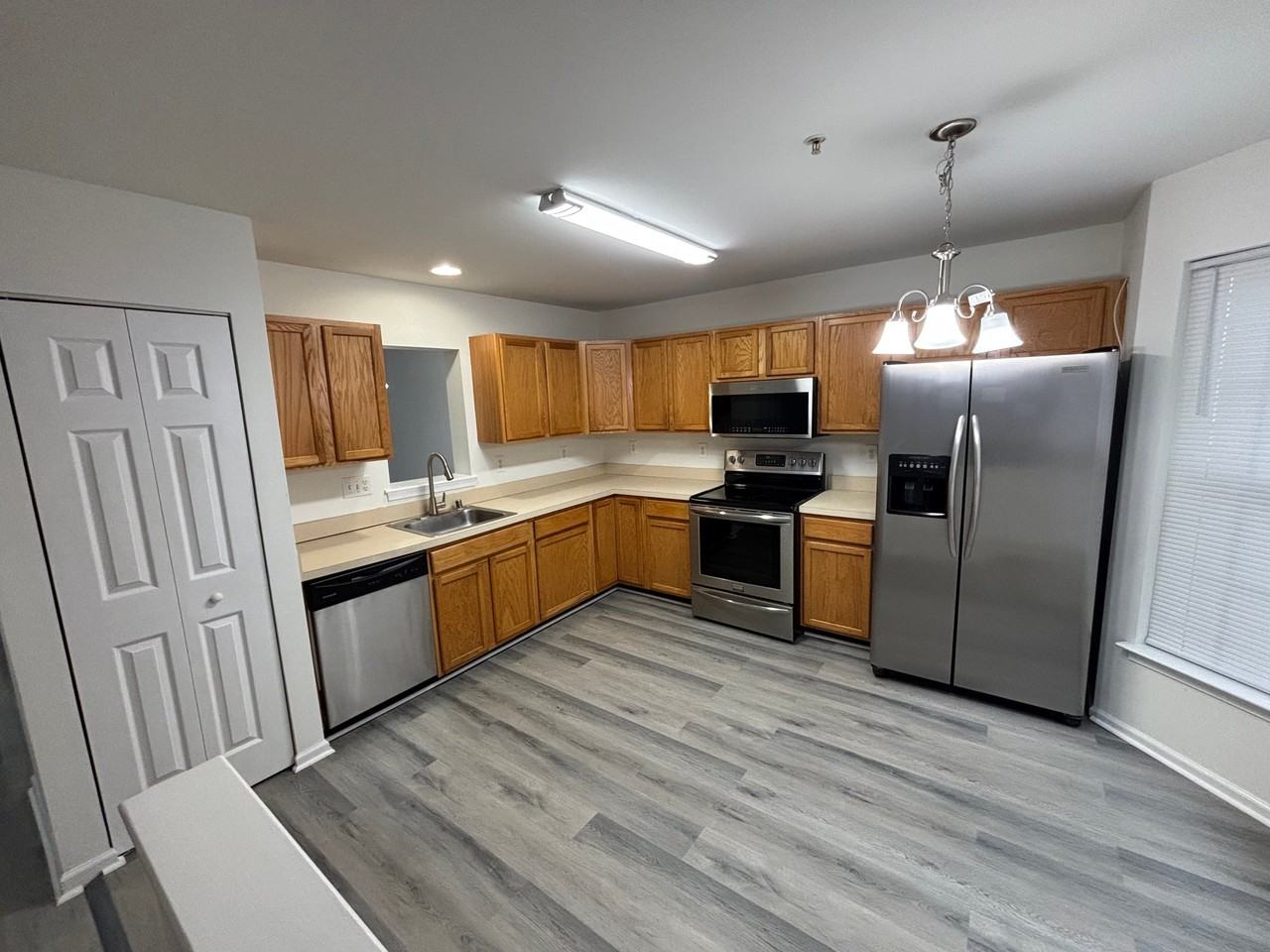 9780 Bon Haven Ln - Photo 3 of 20