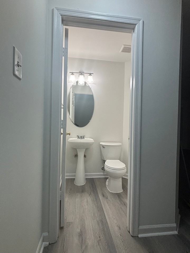 9780 Bon Haven Ln - Photo 4 of 20