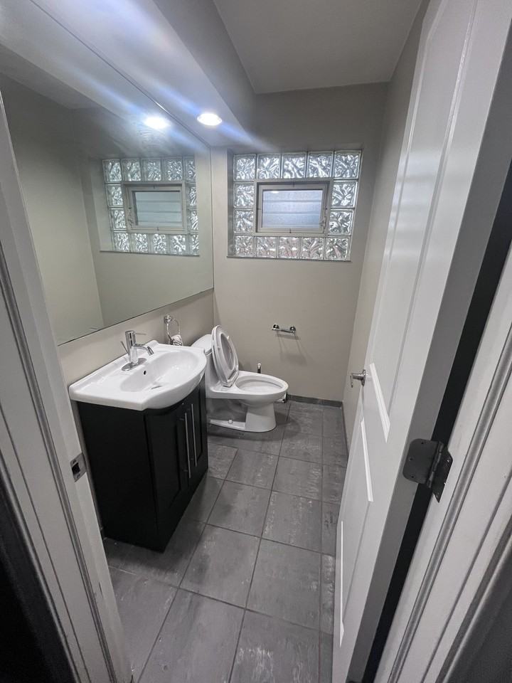 5300 N Mason Ave - Photo 7 of 18