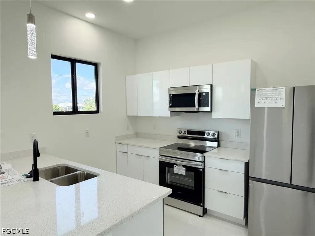 4238 Nwterr - Photo 4 of 20