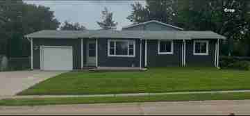 featured image of 1969 Queens Dr