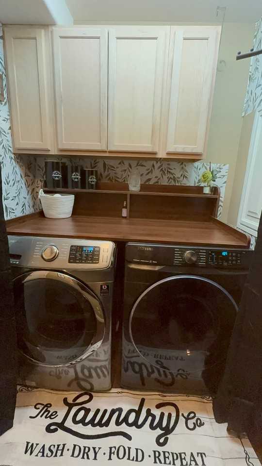 1830 Circlewood Dr - Photo 3 of 10