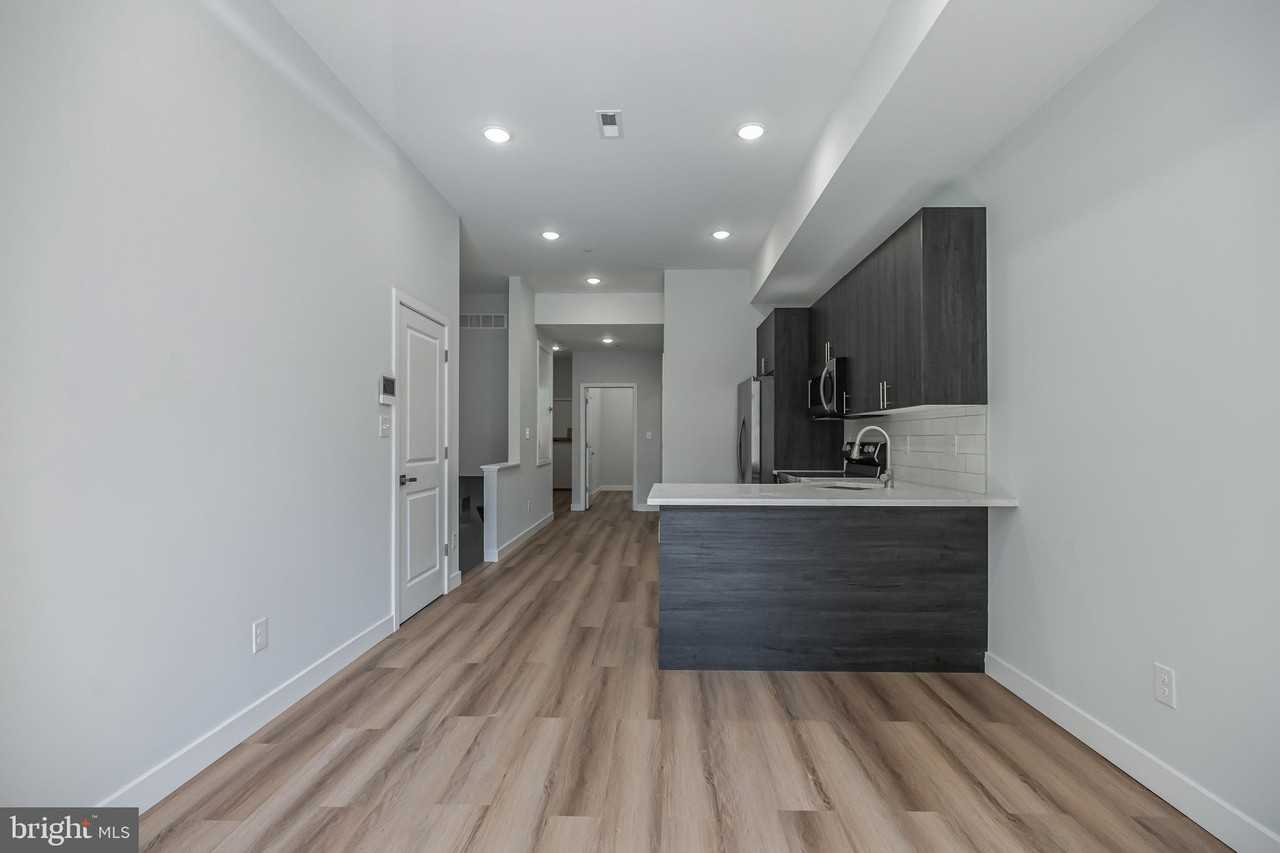 2222 N 7th St #A - Photo 5 of 18