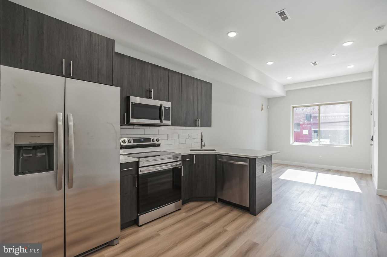 2222 N 7th St #A - Photo 6 of 18