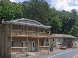 featured image of 559 Bunting St #4