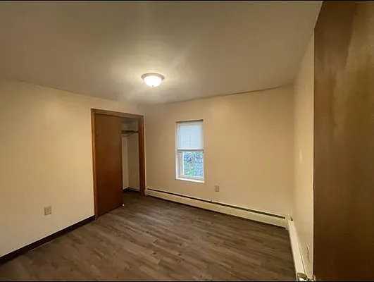559 Bunting St #4 - Photo 5 of 8