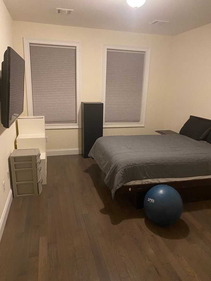 90 Clinton Ave #306 - Photo 7 of 19
