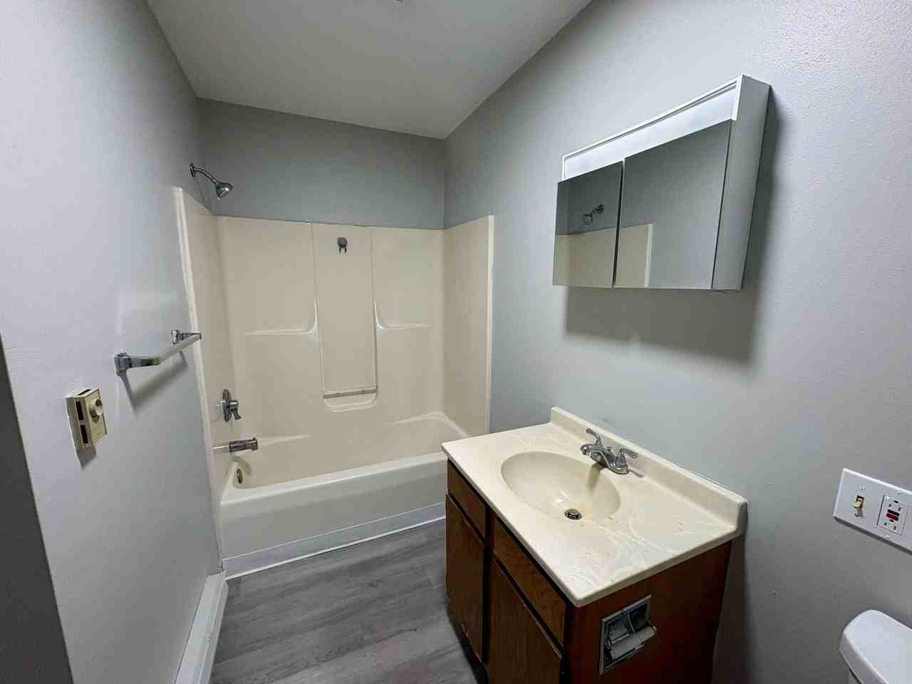 Hershey Manor Apartments - Photo 4 of 43