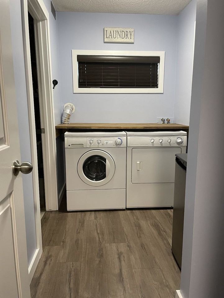 224 -224 Coachway Lane Sw - Photo 2 of 24