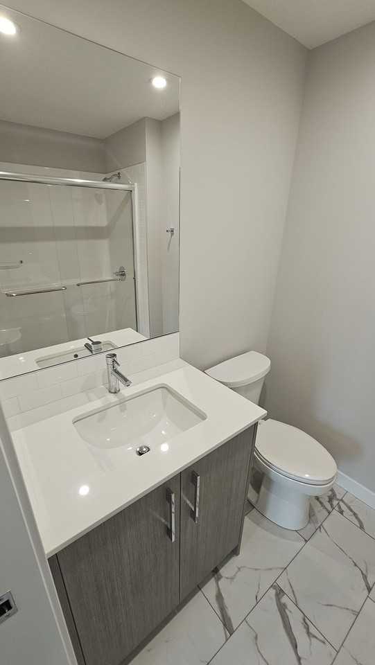 63 - 63 Corner Glen Crois. Ne - Photo 7 of 11