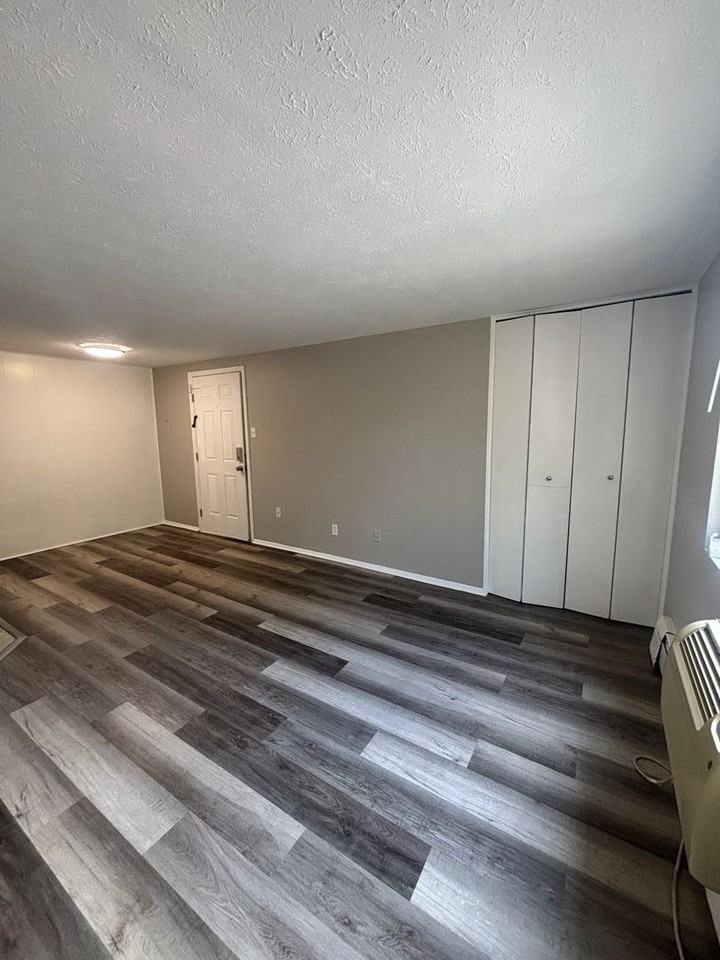 20604 Lorain Rd #C17 - Photo 6 of 7