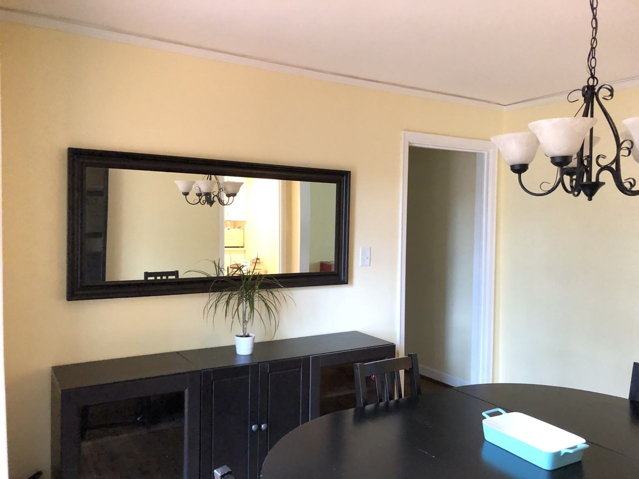 1676 Bristol Dr Ne #NA - Photo 2 of 20