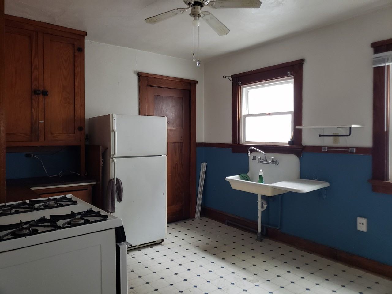 1105 E Gorham St #C - Photo 7 of 15