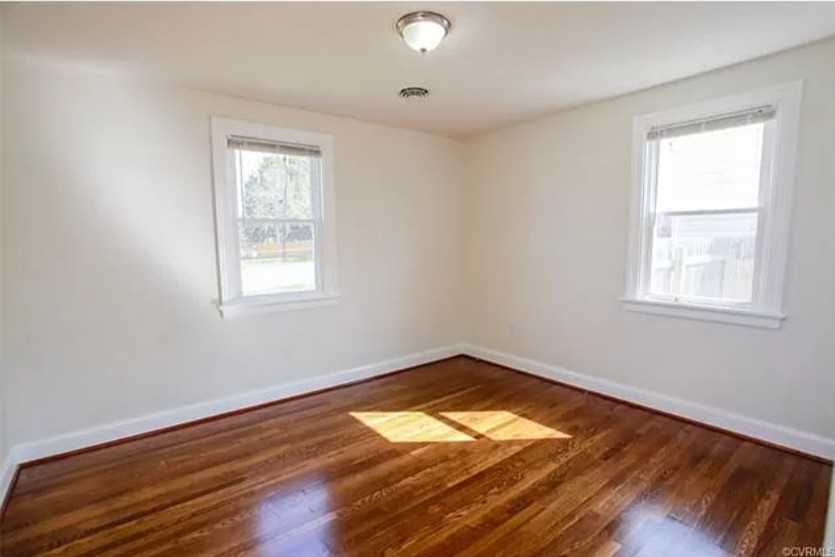 2316 Carlisle Ct #NA - Photo 4 of 14