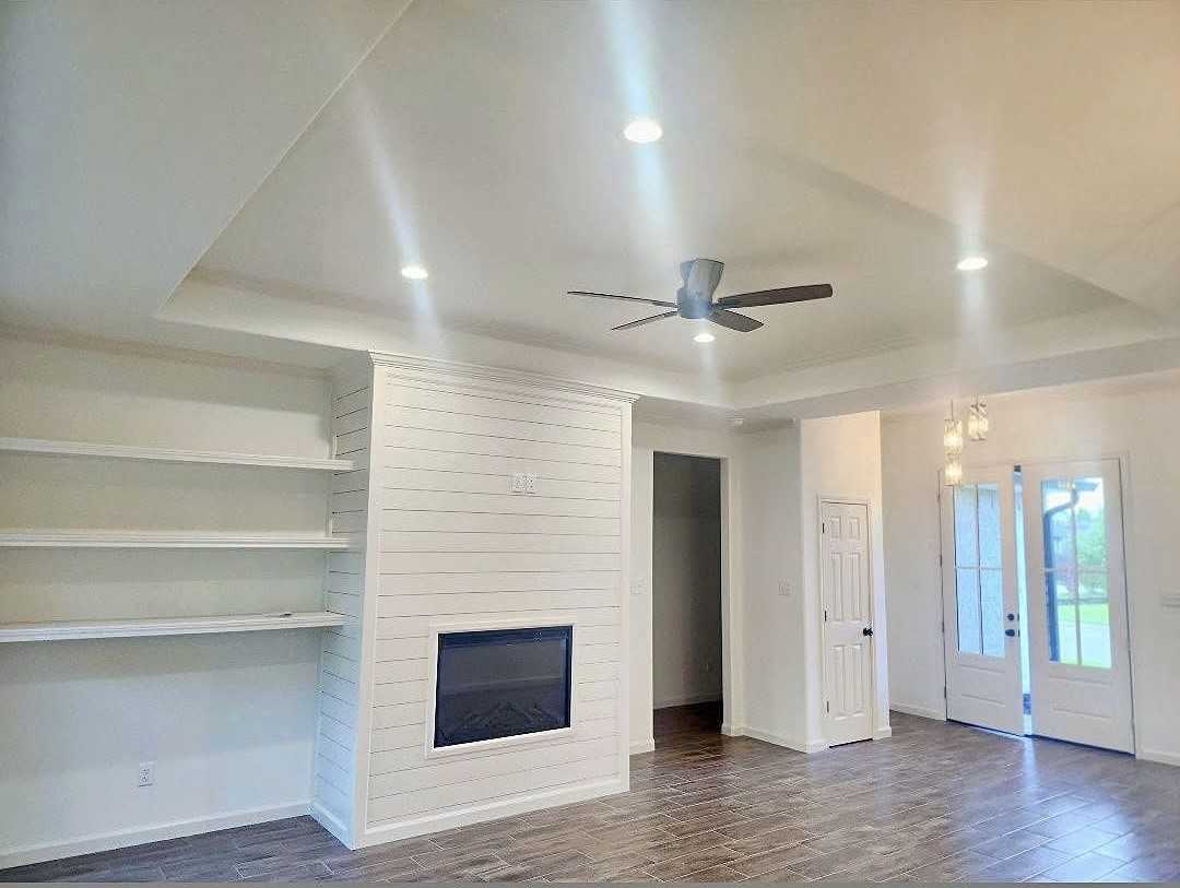 805 Woodridge Cir #NA - Photo 4 of 19