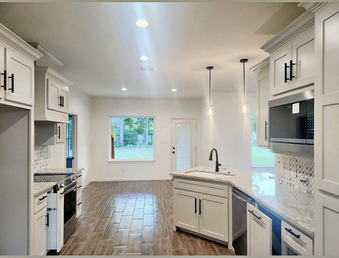 805 Woodridge Cir #NA - Photo 6 of 19