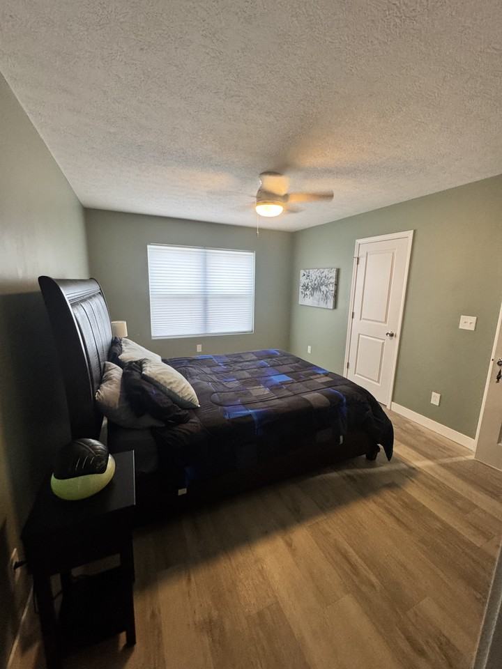 2016 Cherry St #2016 - Photo 6 of 17