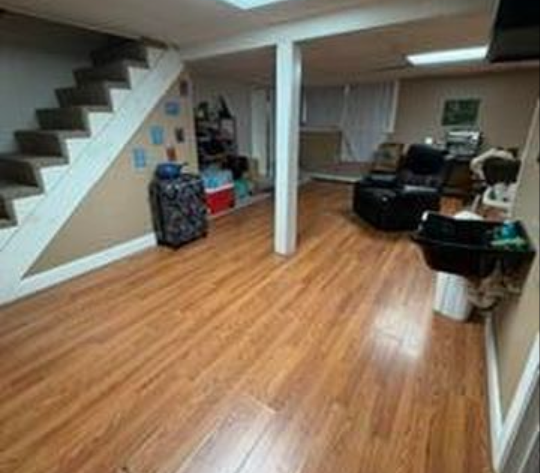 33 Oak Hill Dr #NA - Photo 2 of 12