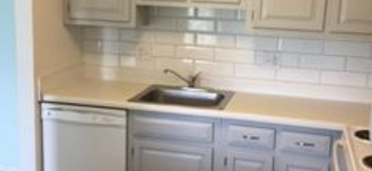 5285 Portland St #303 - Photo 5 of 18