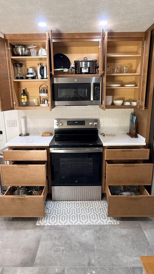 607 N Almond Dr - Photo 6 of 17