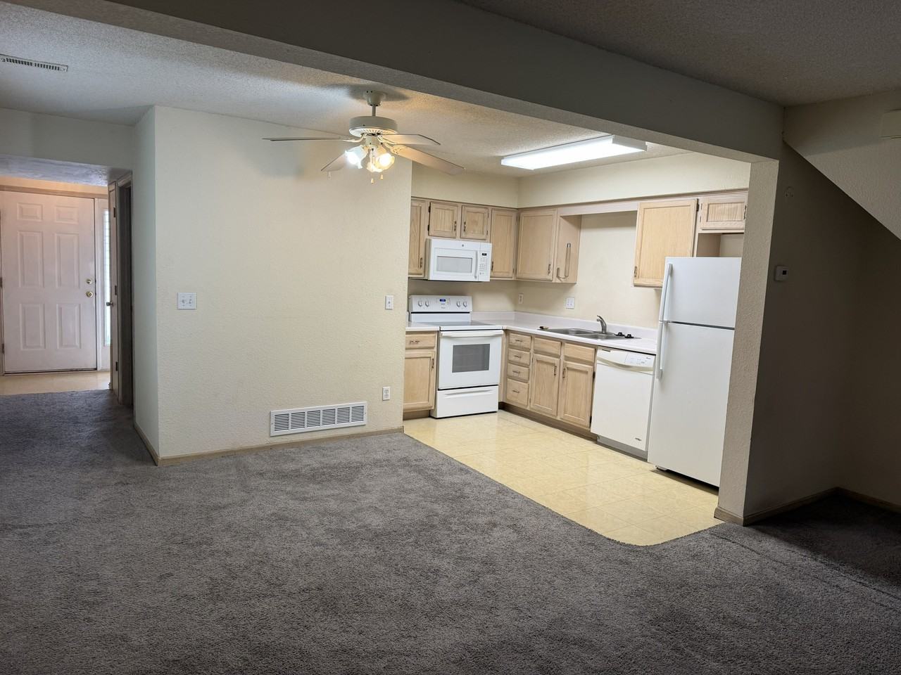 935 Mulberry St #935 - Photo 2 of 16