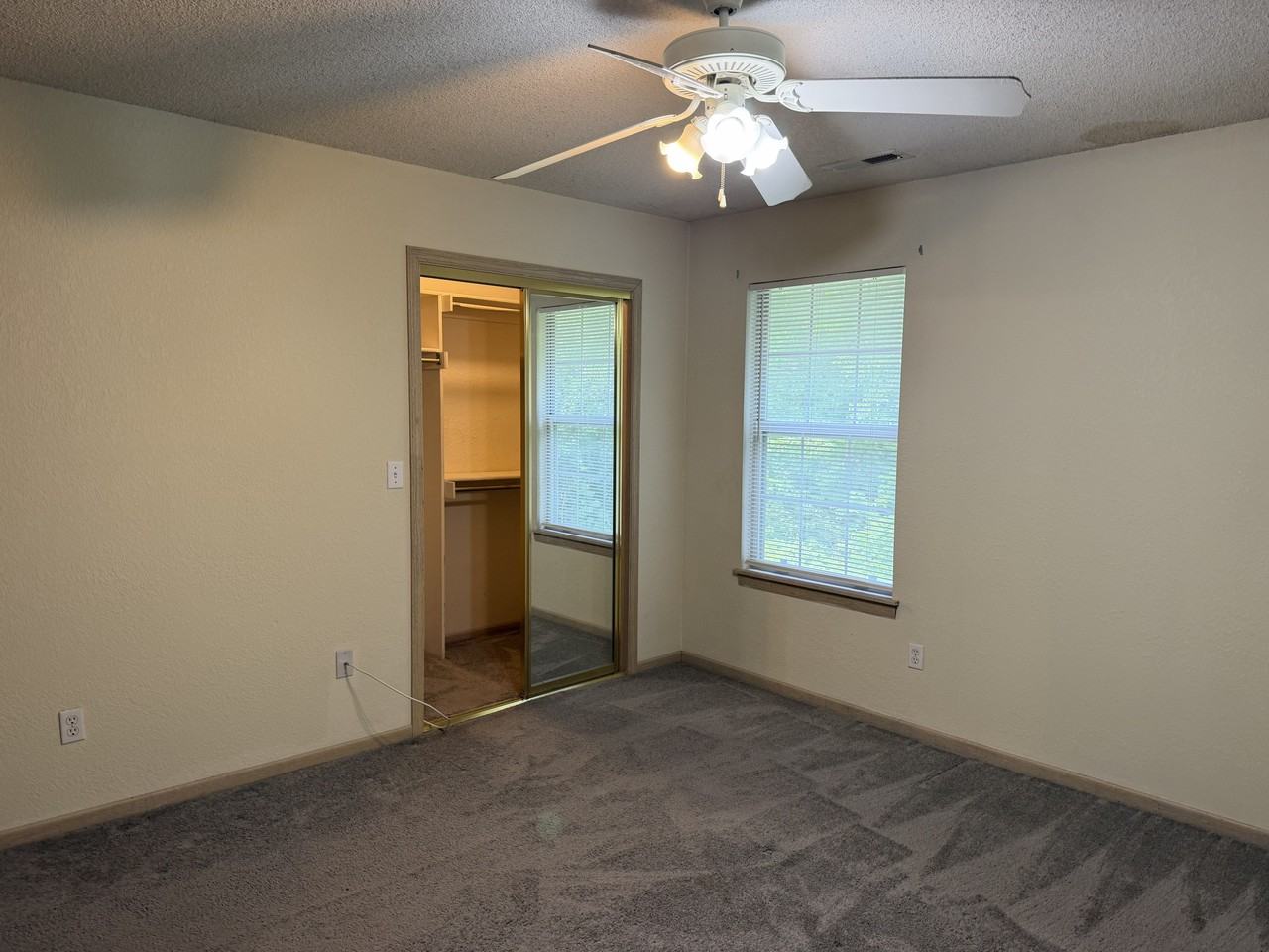 935 Mulberry St #935 - Photo 5 of 16