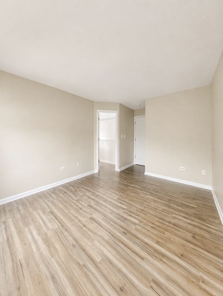 1620 Grove Ave #C - Photo 4 of 8