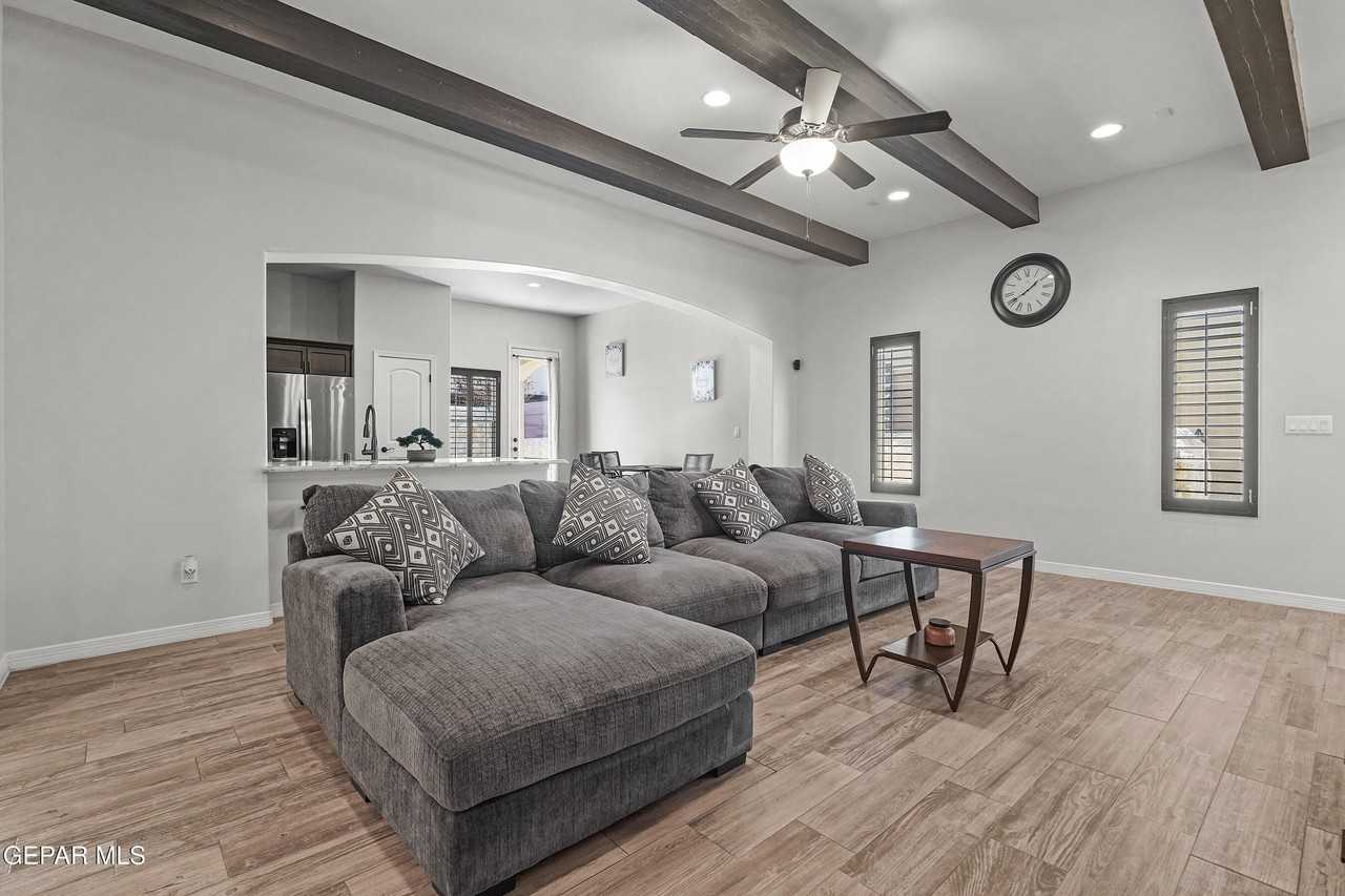 13518 Hazlewood St #NA - Photo 5 of 18
