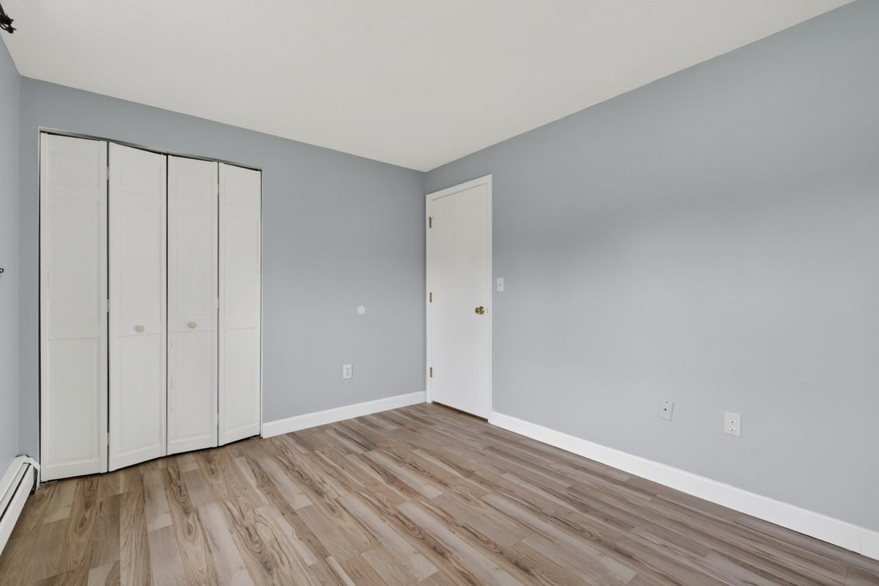 7 Karen Cir #2 - Photo 3 of 11