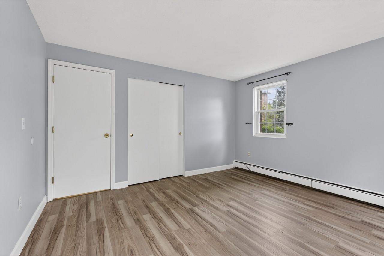 7 Karen Cir #2 - Photo 5 of 11