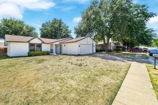 810 E Timberview Ln #NA - Photo 1 of 1