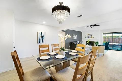 810 E Timberview Ln #NA - Photo 4 of 36