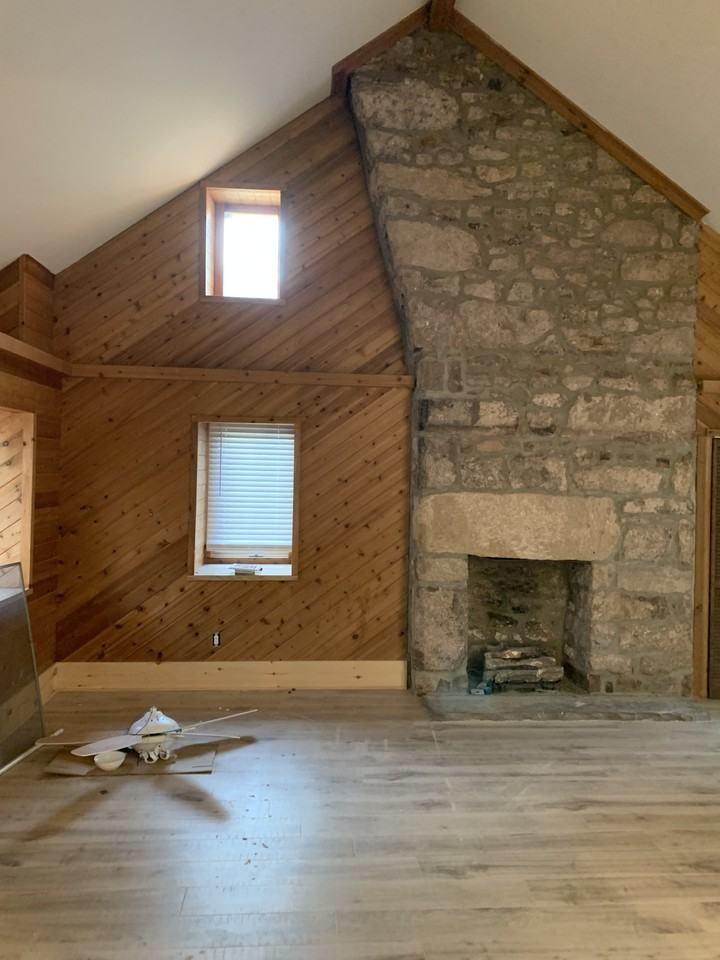 601 Bridge St #B - Photo 6 of 27