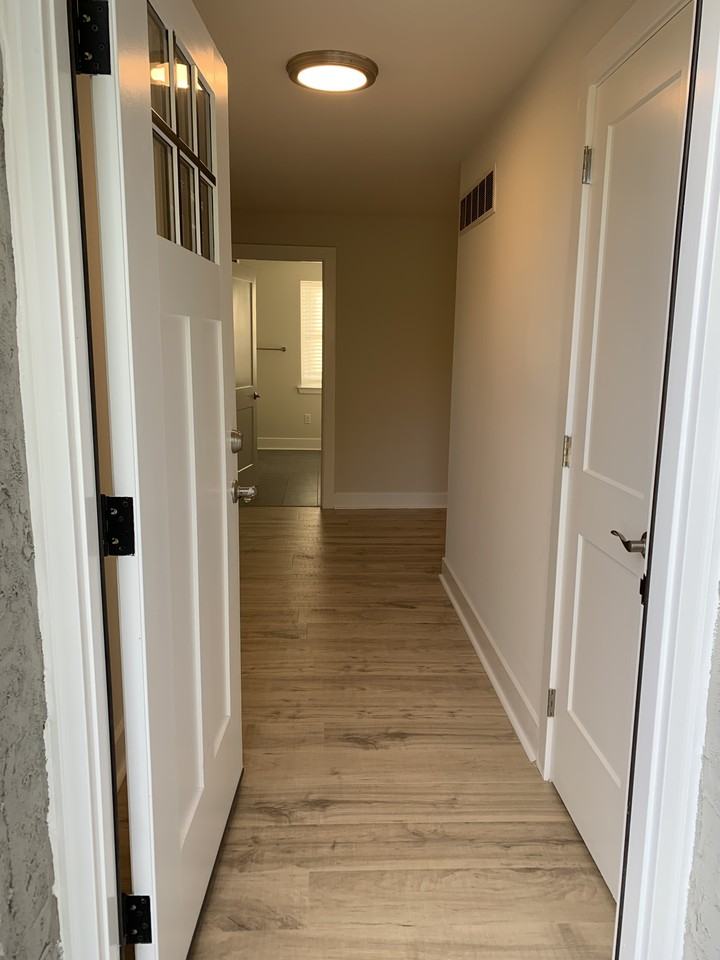 601 Bridge St #A - Photo 4 of 19