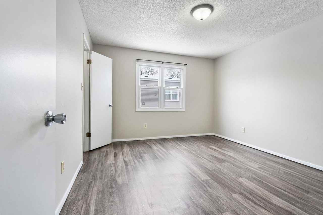 Leavitt Park Apartments - Photo 6 of 13