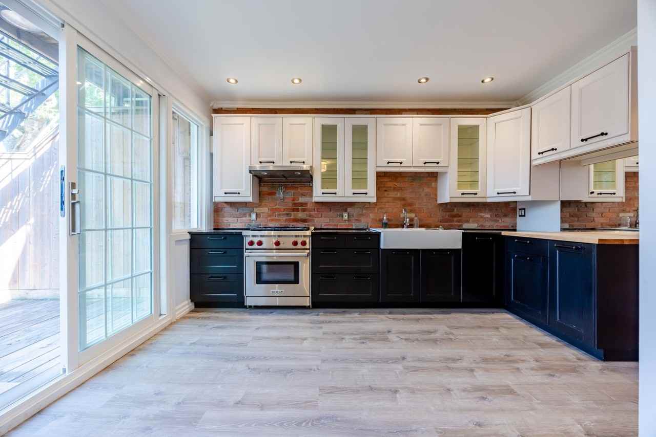 5652 Av Mclynn - Photo 6 of 24