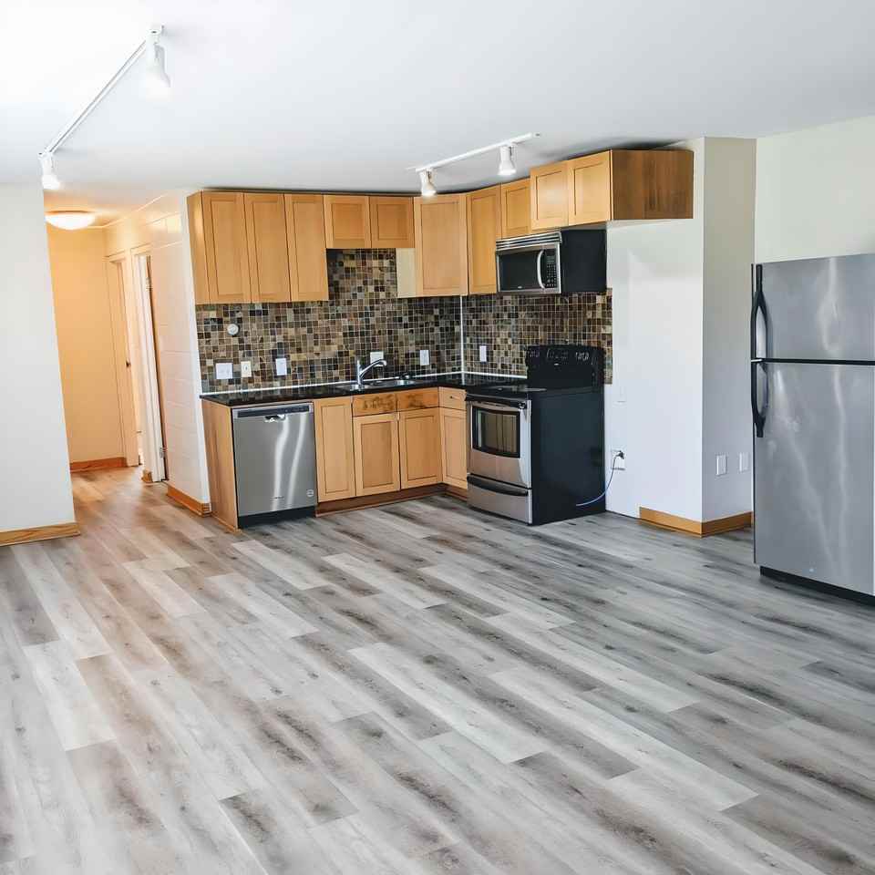 250 Fuller Ave #250-10 - Photo 2 of 26