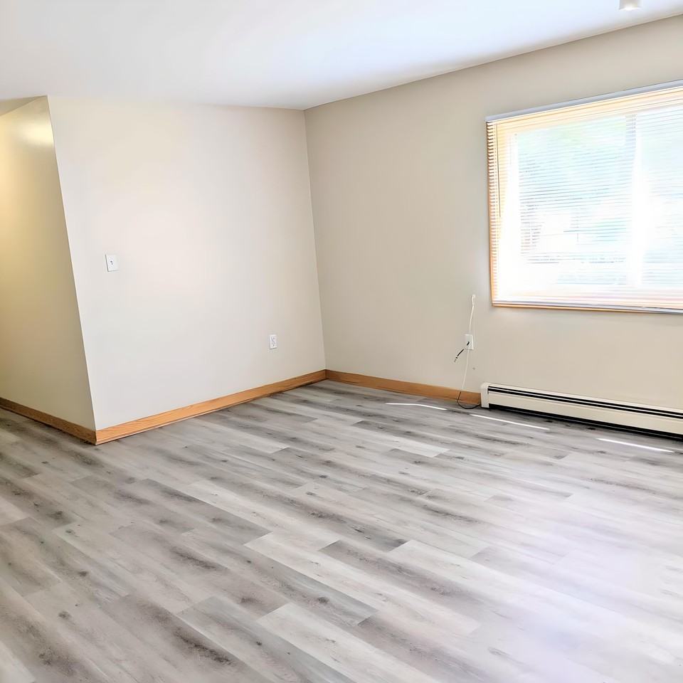 250 Fuller Ave #250-10 - Photo 7 of 26