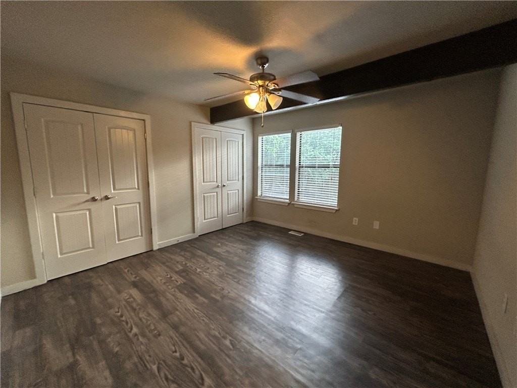 970 N Lewis Ave - Photo 6 of 15
