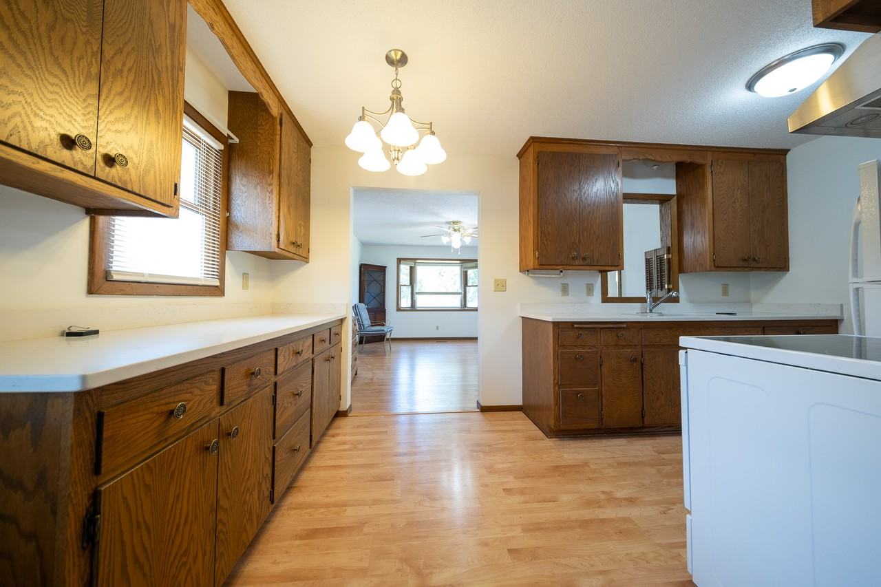 14865 Damask Ave W #1 - Photo 7 of 29