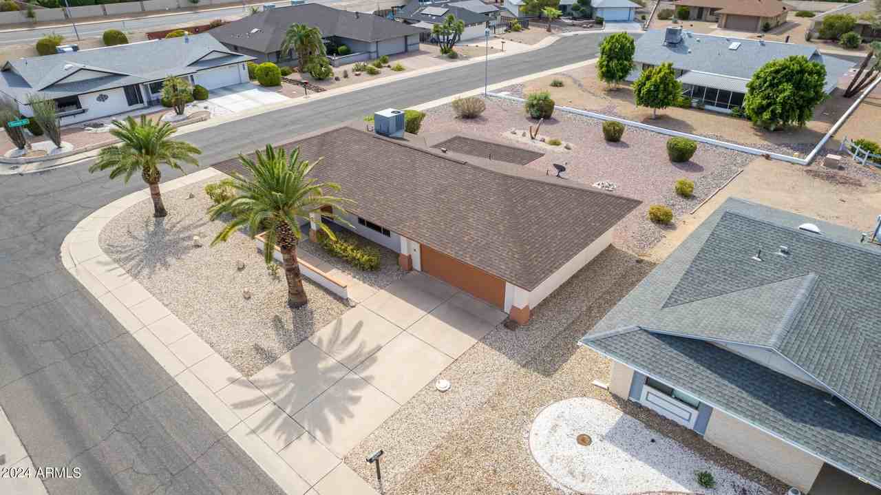 20439 N Skylark Dr - Photo 3 of 50
