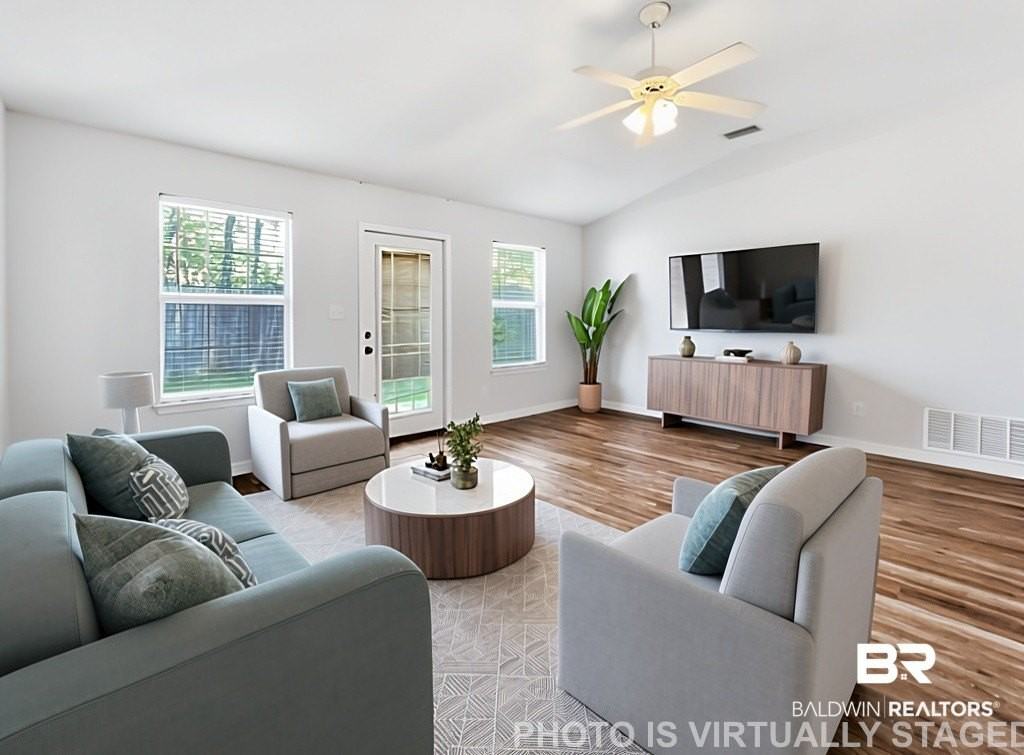 154 Cypress Ln - Photo 2 of 10