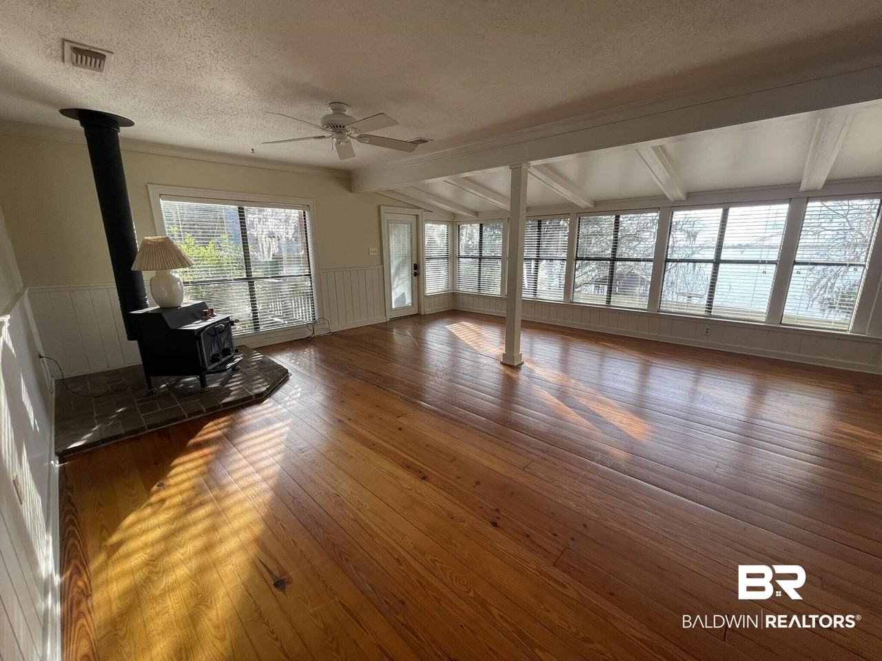 6621 Purvis Rd - Photo 5 of 50