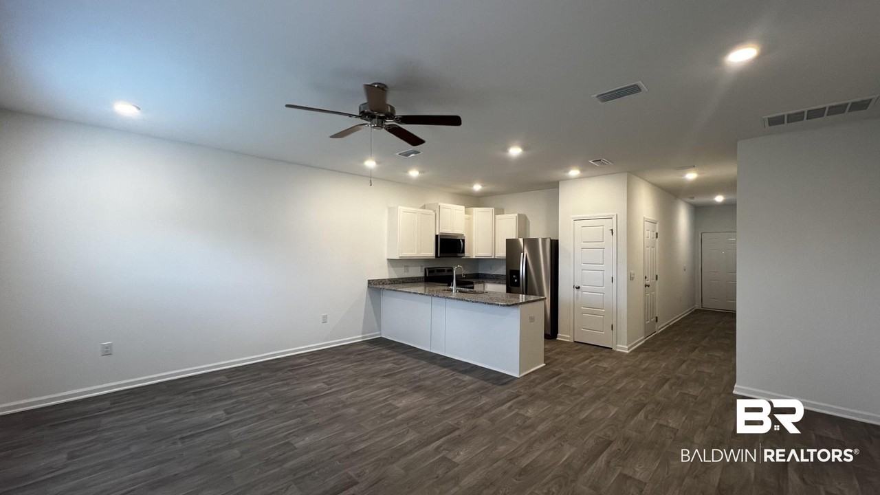 12775 Philadelphia Blvd #6 - Photo 4 of 15