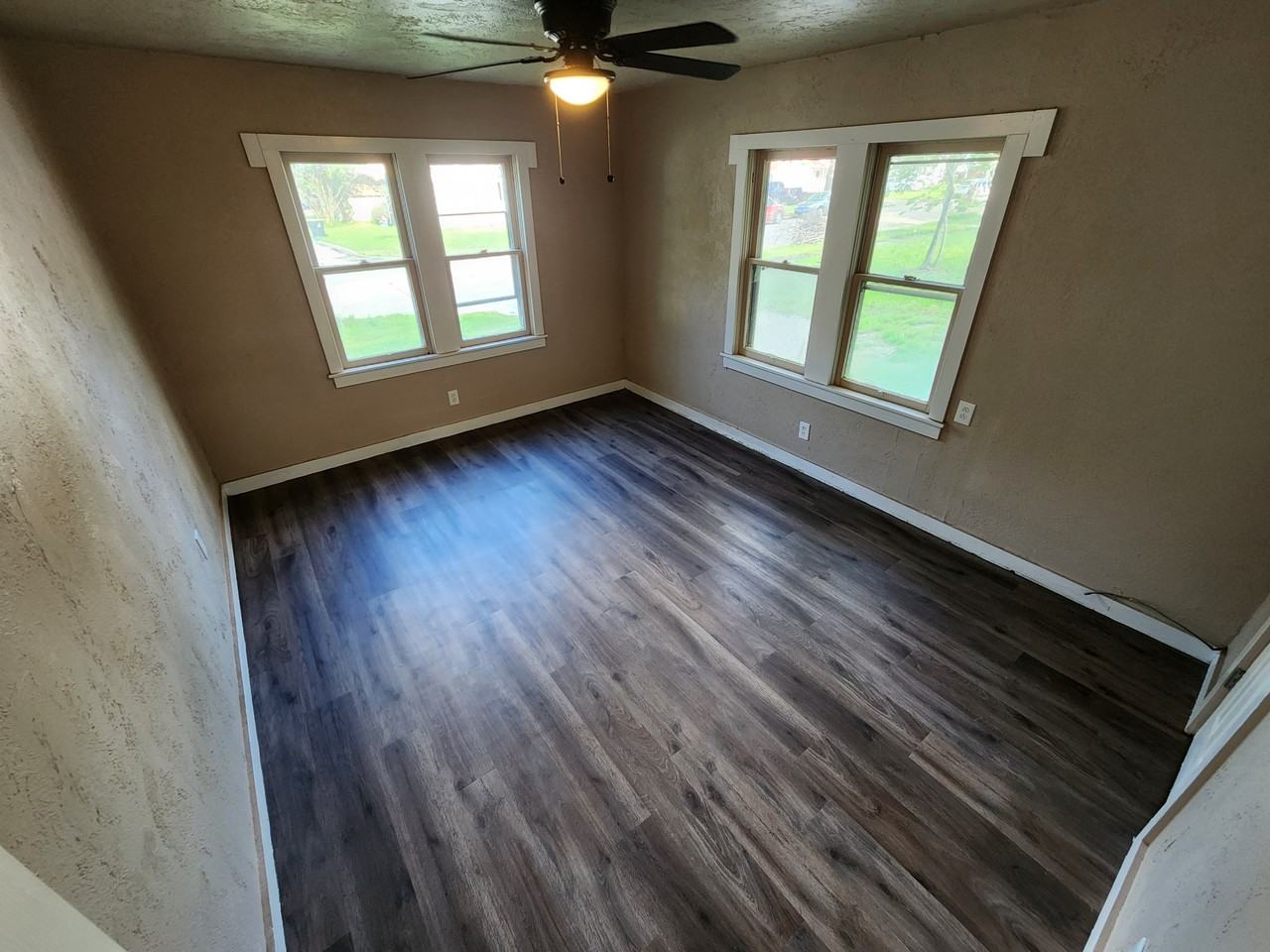 1225 S Stockton St #1 - Photo 6 of 15