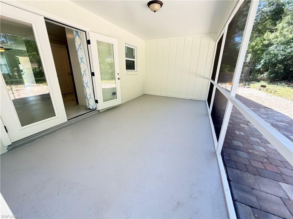 18604 Miami Blvd #604 - Photo 6 of 7