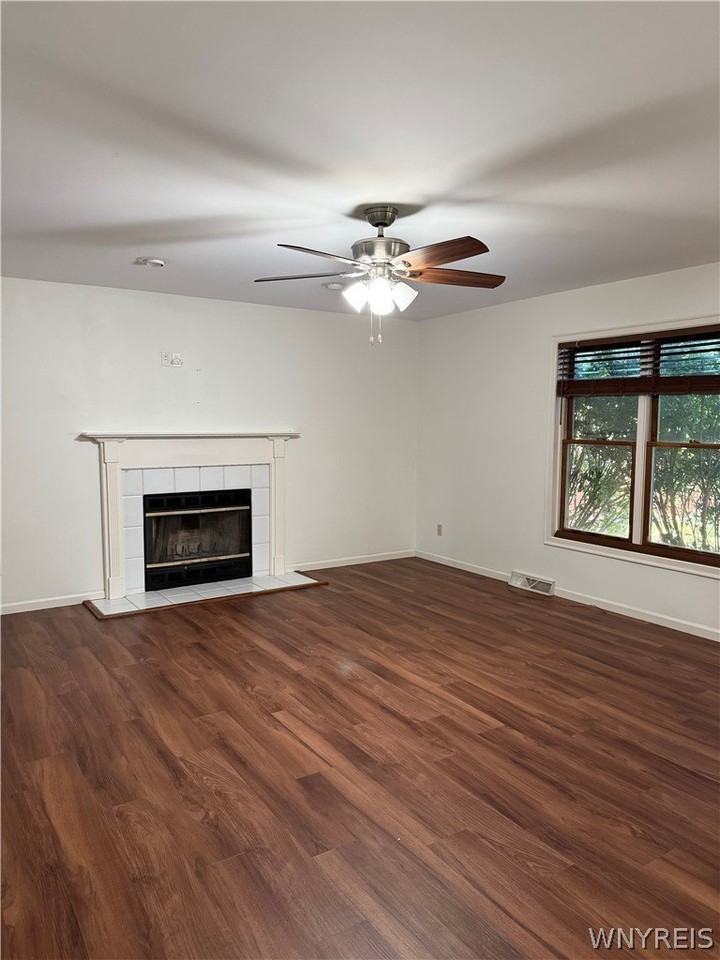 34 Jenawood Ln - Photo 7 of 37