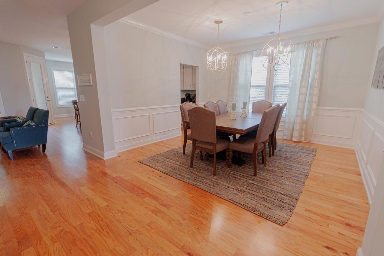 2402 Via Palma Dr - Photo 2 of 30